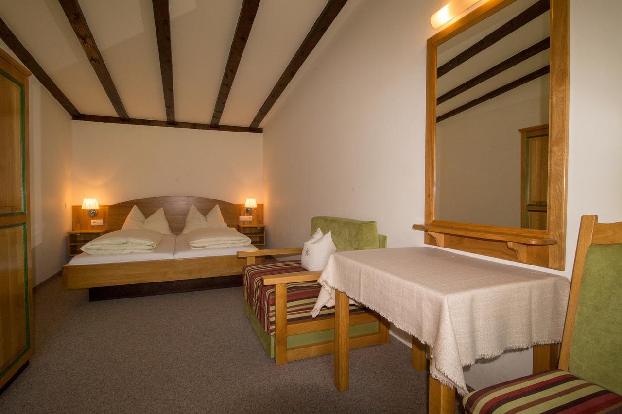 Chalets St. Wendelin Тельфс Номер фото